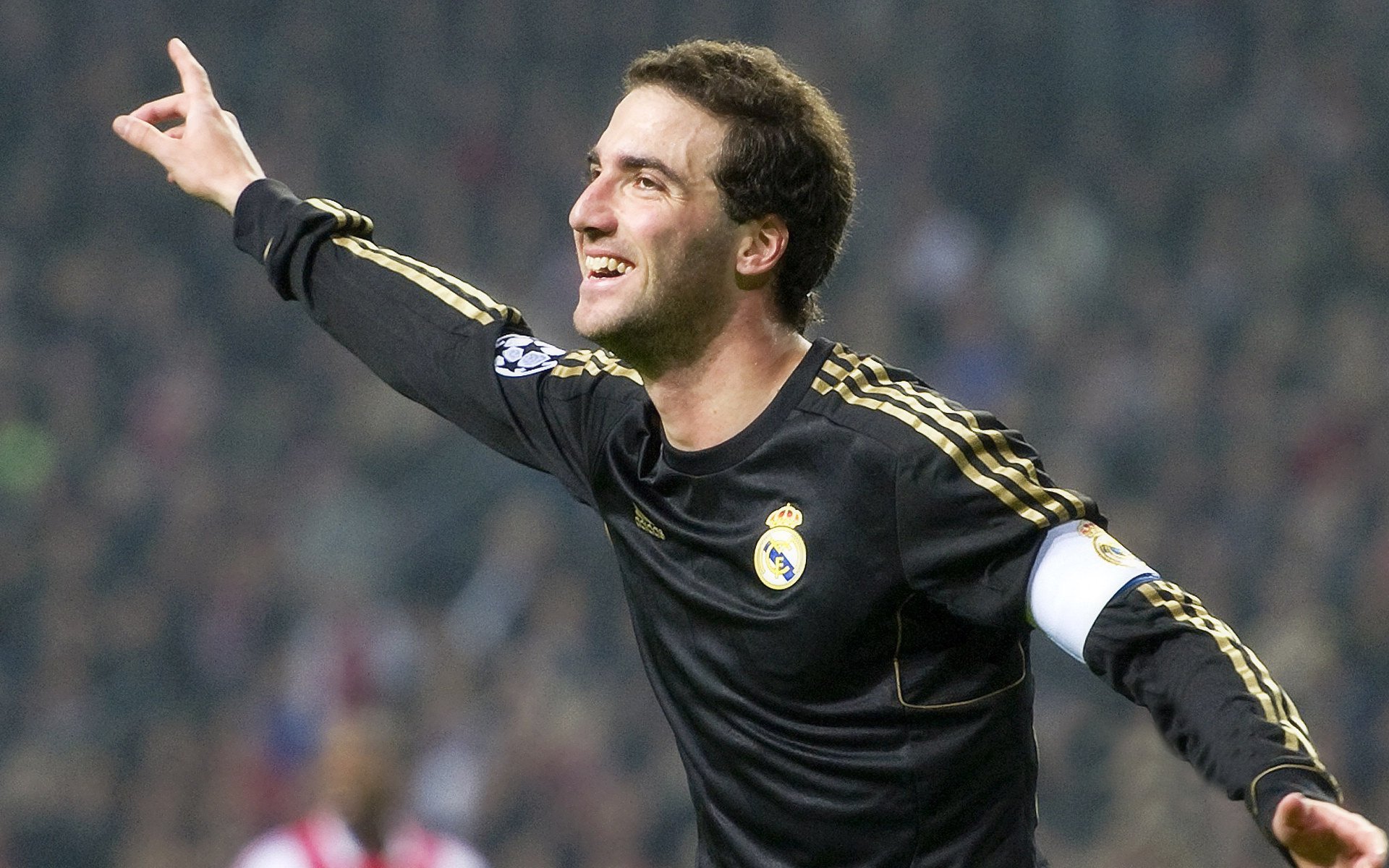 英超裁判语义模型提升跨语言判罚准确率，英超的裁判